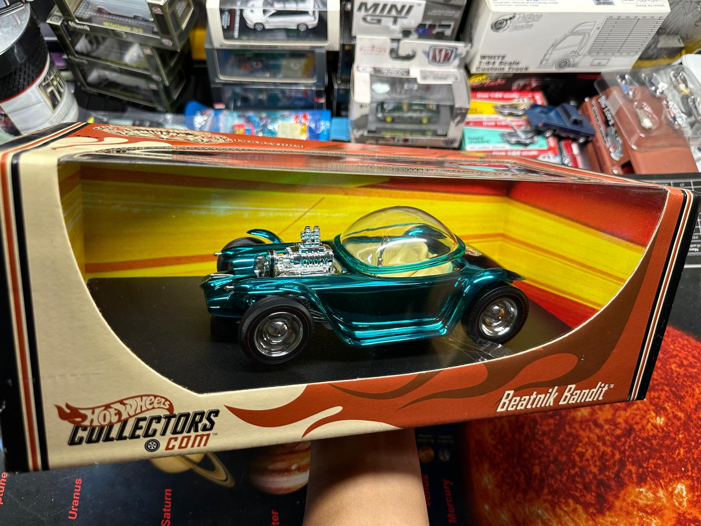 Hot Wheels 35 Anniversary Collectors Series Beatnik Bandit Blue Metallic 1:18