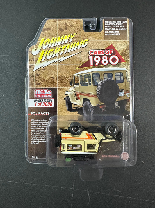 ERROR VVHTF Johnny Lightning 1980 Toyota Land Cruiser Beige 1:64