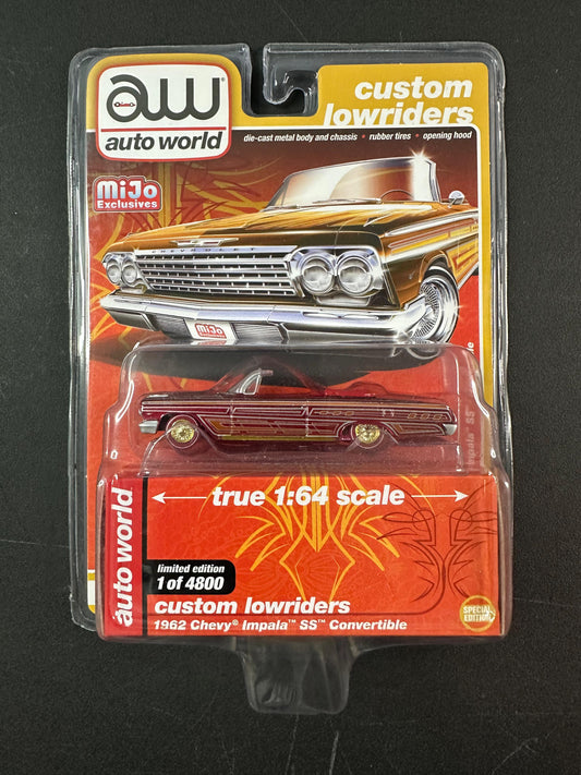CHASE ULTRA RED Auto World Custom Lowriders Series 1962 Chevy Impala SS Convertible 1:64