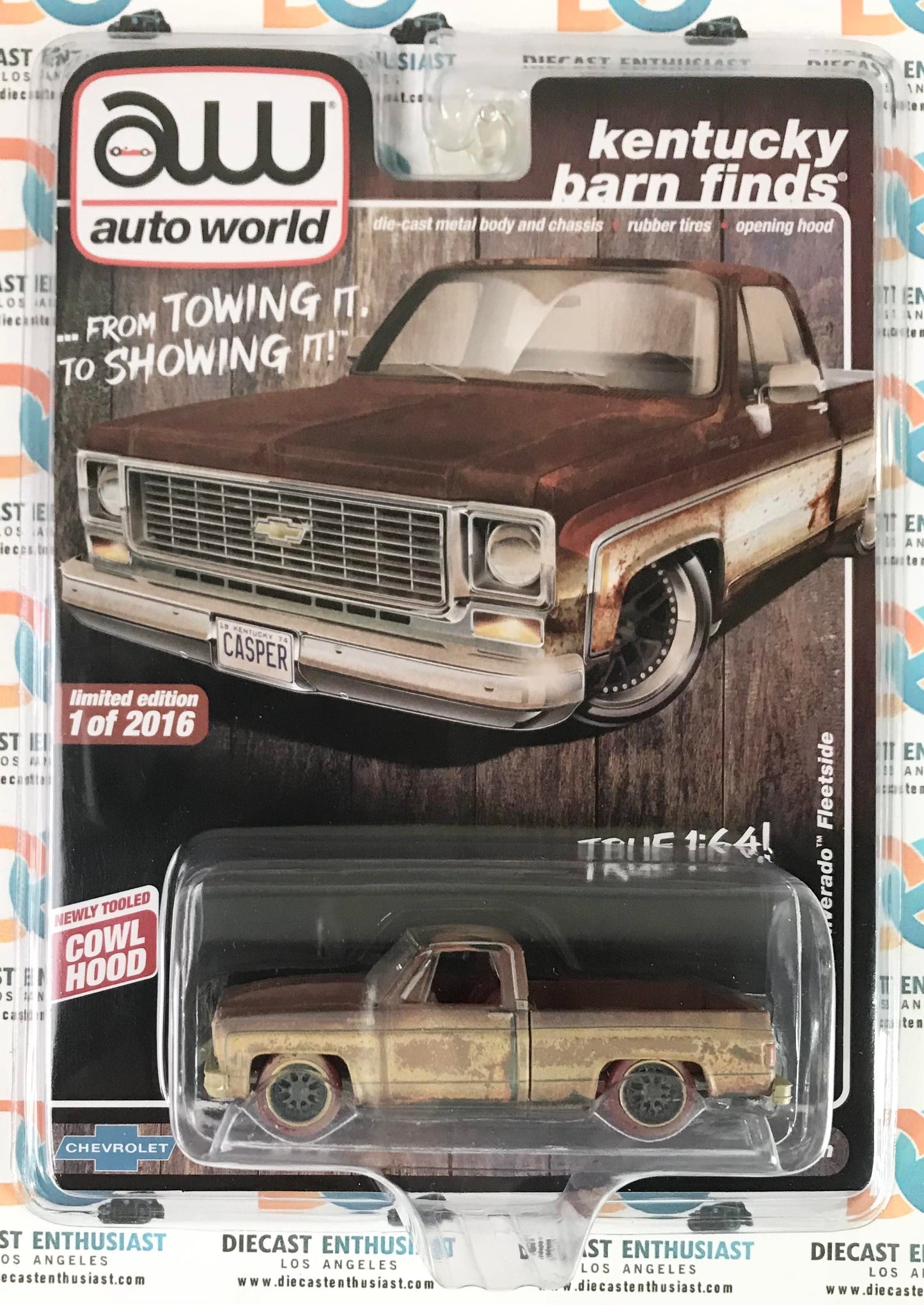 CHASE Auto World Exclusives Kentucky Barn Finds 1974 Chevy Silverado Fleetside Weathered Version 1:64