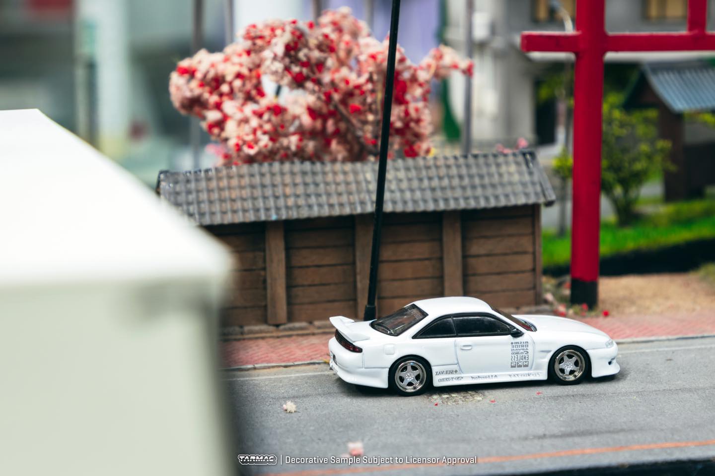 Tarmac Lamley Group Vertex Nissan Silvia S14 White 1:64