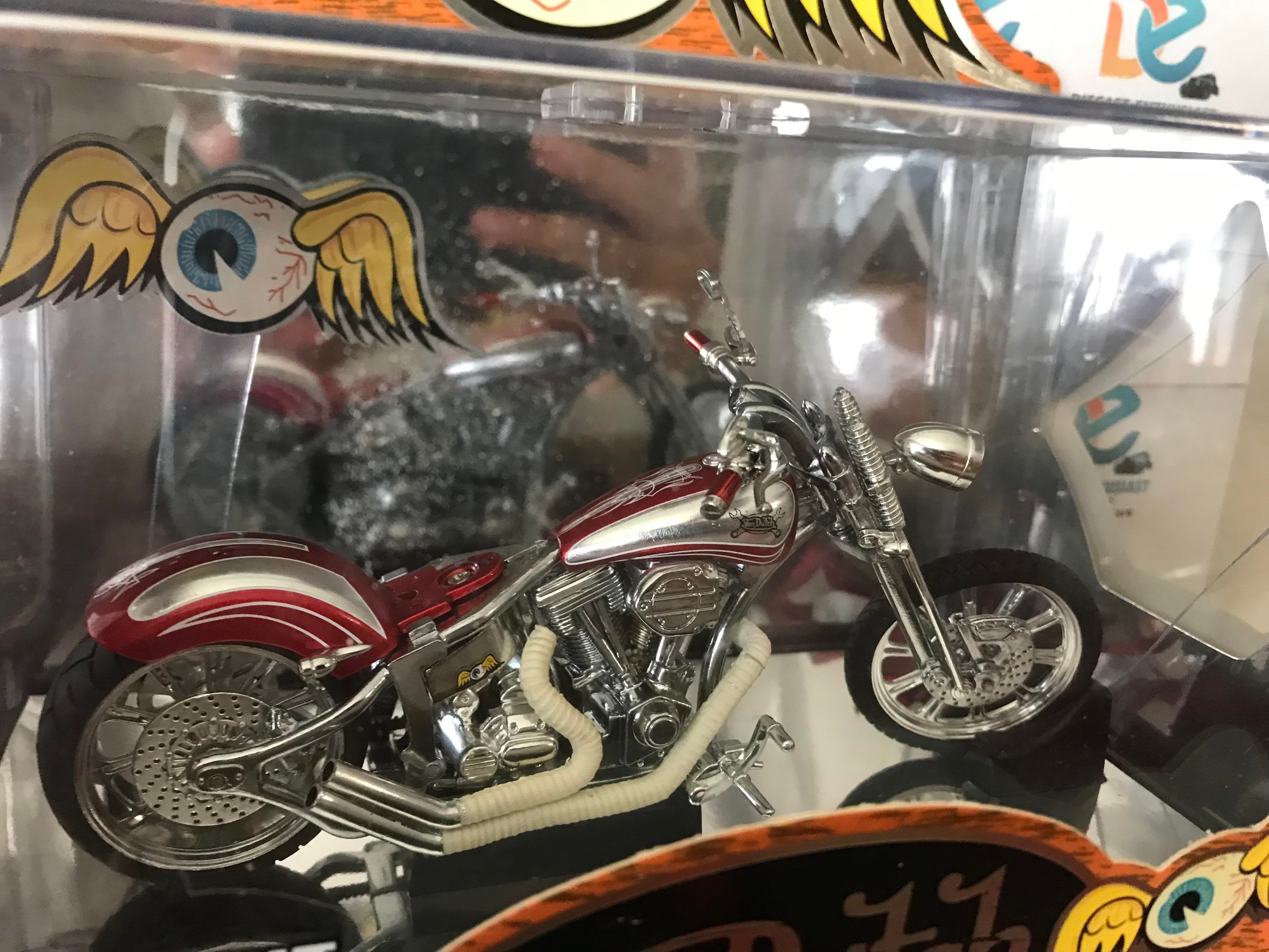 Jada Toys Von Dutch Kustom Cycles Dragnut Red 1:18 – DIECAST ENTHUSIAST