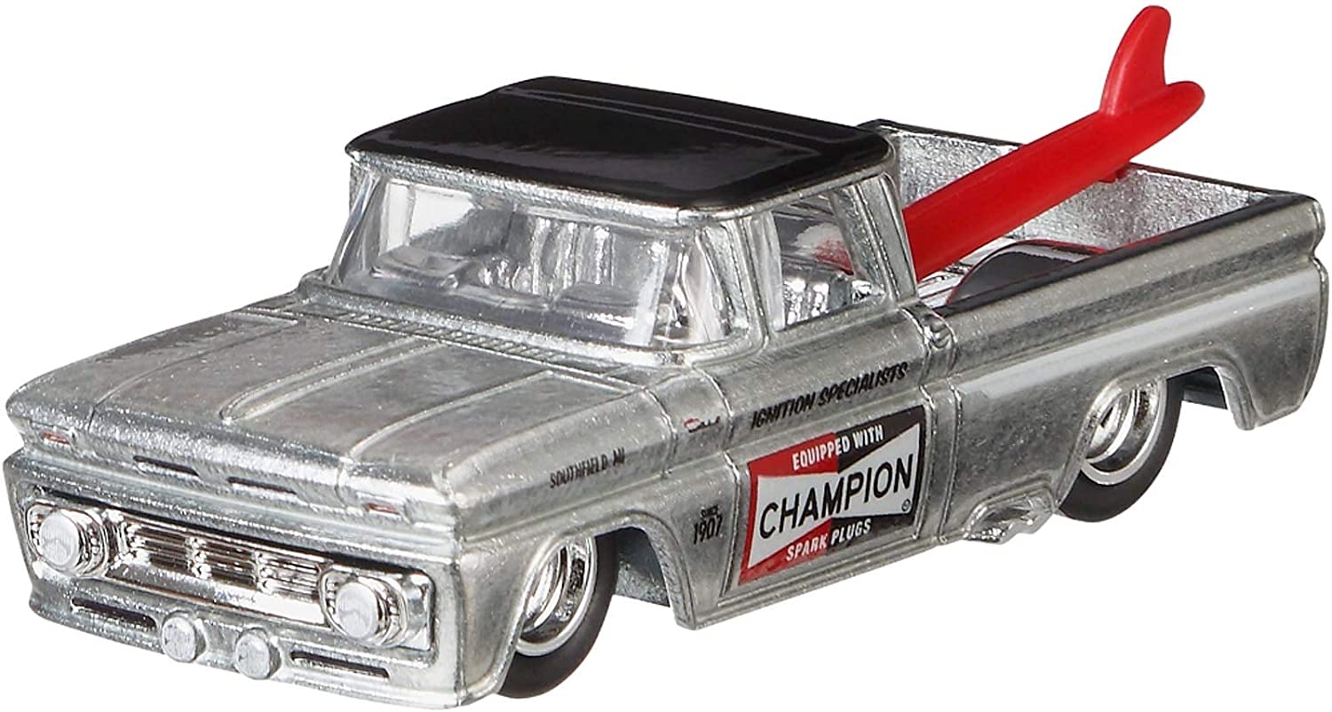 NEW DAMAGE CARD & BUBBLE Hot Wheels Shop Trucks Custom 62 Chevy Pickup  Champion 1:64