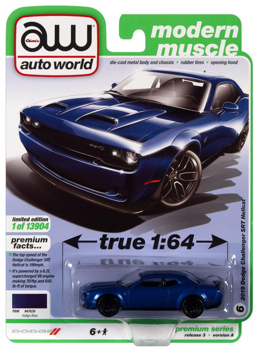 Auto World Modern Muscle 2019 Dodge Challenger Hellcat Indigo Blue 1:64