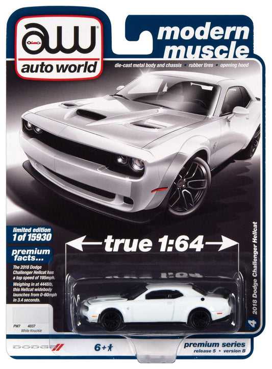 Auto World Modern Muscle 2018 Dodge Challenger Hellcat White Knuckle 1:64