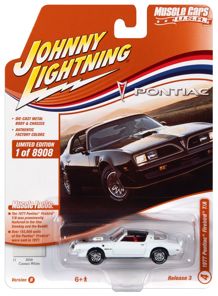 Johnny Lightning 1977 Pontiac Firebird T/A Cameo White 1:64