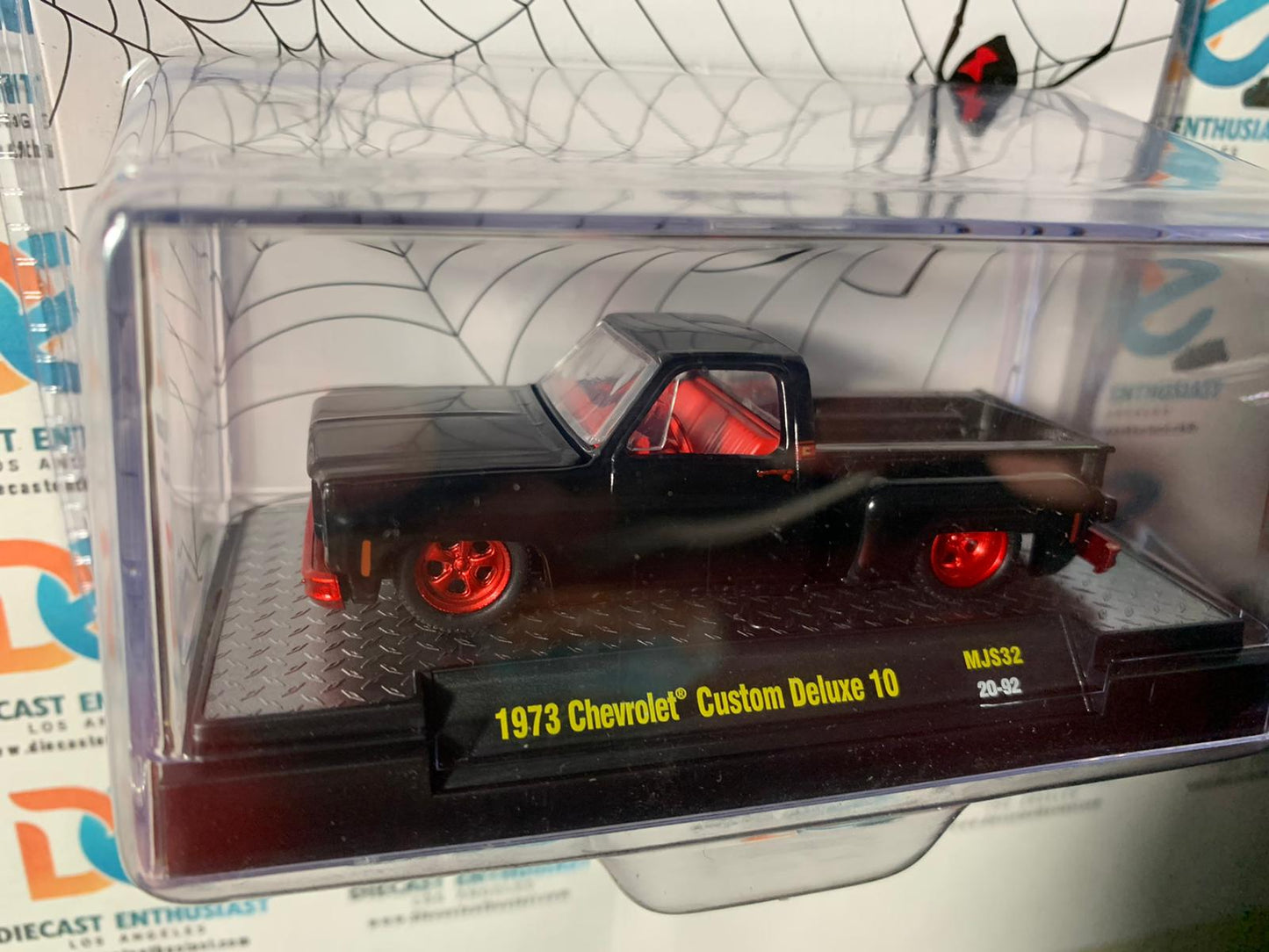 CHASE M2 Machines Mijo Exclusive 1973 Chevrolet Custome Deluxe 10 Black Widow 1/64