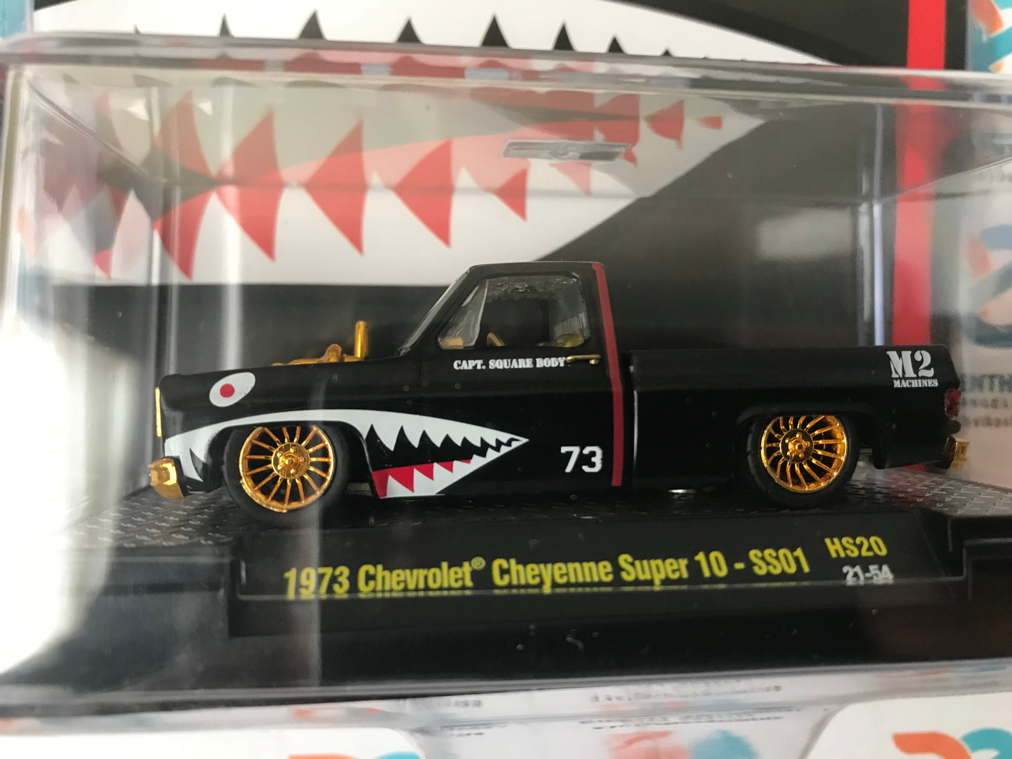 CHASE M2 Machines 1973 Chevrolet Cheyenne Super 10 SSO CAPT Squarebody Black 1:64