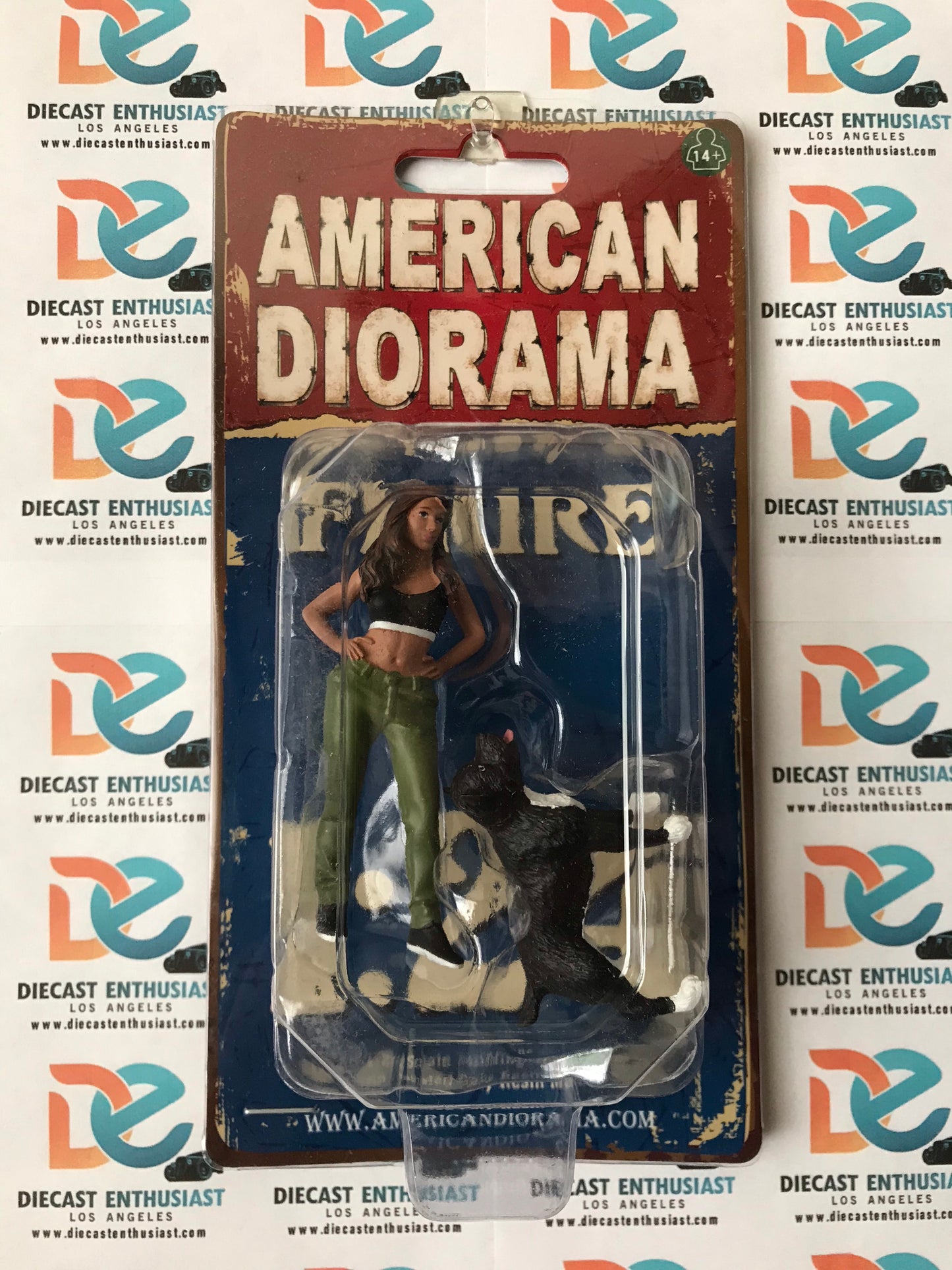 American Diorama Lowriders Figure Girl With Dog 1:24