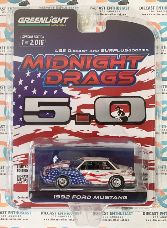 Greenlight Exclusives Midnight Drags 1992 Ford Mustang American Flag 1:64