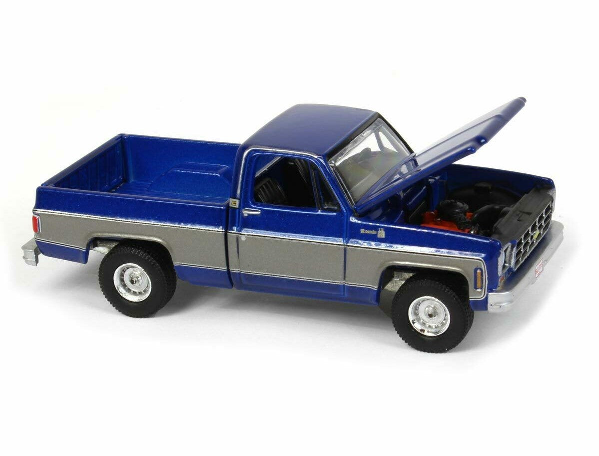 Auto World Exclusives 1978 Chevy Silverado K10 Fleetside Blue Grey 1:64