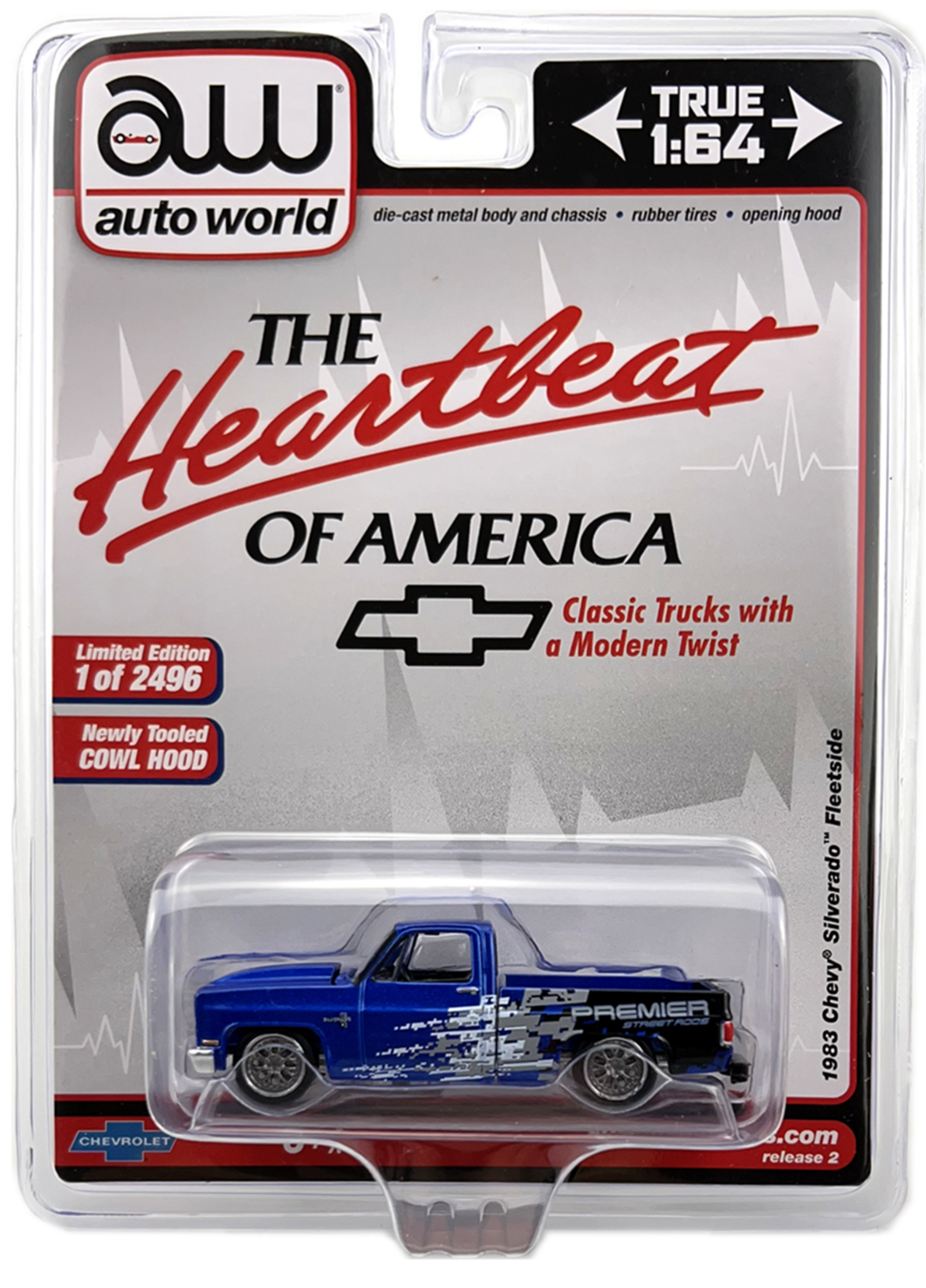Auto World Exclusives The Heartbeat of America 1983 Chevy Silverado Fleetside Blue 1:64